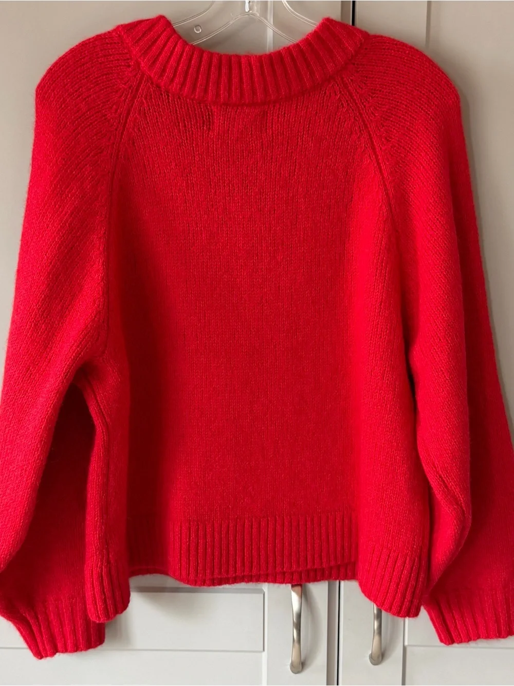 Old Navy Red Sweater LG Cropped Ribbed V-Neck Collar Wool Blend Soft Layering